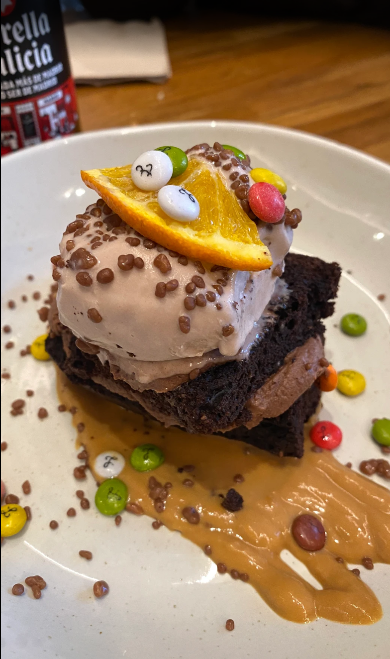 Postre restaurante comida trabajo en el centro de Madrid
